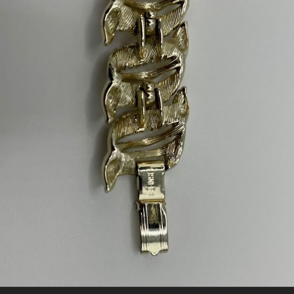 VINTAGE LISNER MCM GOLD TONE BRACELET 7" EXCELLENT CONDITION - Picture 4 of 11